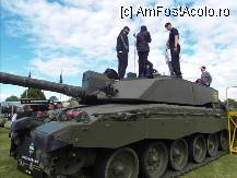 [P231] Tanc Challenger 2MBT. Nu m-am bagat. Nu cred ca incapeam :)) The Royal Horse Show, Windsor Castle » foto by TraianS
 - 
<span class="allrVoted glyphicon glyphicon-heart hidden" id="av239196"></span>
<a class="m-l-10 hidden" id="sv239196" onclick="voting_Foto_DelVot(,239196,10282)" role="button">șterge vot <span class="glyphicon glyphicon-remove"></span></a>
<a id="v9239196" class=" c-red"  onclick="voting_Foto_SetVot(239196)" role="button"><span class="glyphicon glyphicon-heart-empty"></span> <b>LIKE</b> = Votează poza</a> <img class="hidden"  id="f239196W9" src="/imagini/loader.gif" border="0" /><span class="AjErrMes hidden" id="e239196ErM"></span>