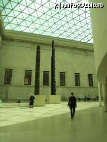 [P32] Poza facuta in Great Court. British Museum. » foto by TraianS
 - 
<span class="allrVoted glyphicon glyphicon-heart hidden" id="av238736"></span>
<a class="m-l-10 hidden" id="sv238736" onclick="voting_Foto_DelVot(,238736,10282)" role="button">șterge vot <span class="glyphicon glyphicon-remove"></span></a>
<a id="v9238736" class=" c-red"  onclick="voting_Foto_SetVot(238736)" role="button"><span class="glyphicon glyphicon-heart-empty"></span> <b>LIKE</b> = Votează poza</a> <img class="hidden"  id="f238736W9" src="/imagini/loader.gif" border="0" /><span class="AjErrMes hidden" id="e238736ErM"></span>