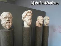 [P74] Capete luminate. De la stanga la dreapta: Socrate (pare mai frumusel decat cel de la Vatican); Antisthenes 450-375BC - intemeietorul Scolii Cinice; Chrysippos - a dezvoltat scoala Stoica infiintata de Zeno; Epikourus - fondatorul scolii epicuriene. » foto by TraianS
 - 
<span class="allrVoted glyphicon glyphicon-heart hidden" id="av238791"></span>
<a class="m-l-10 hidden" id="sv238791" onclick="voting_Foto_DelVot(,238791,10282)" role="button">șterge vot <span class="glyphicon glyphicon-remove"></span></a>
<a id="v9238791" class=" c-red"  onclick="voting_Foto_SetVot(238791)" role="button"><span class="glyphicon glyphicon-heart-empty"></span> <b>LIKE</b> = Votează poza</a> <img class="hidden"  id="f238791W9" src="/imagini/loader.gif" border="0" /><span class="AjErrMes hidden" id="e238791ErM"></span>