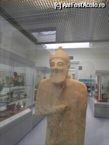 [P96] 'Limestone statue of a bearded worshipper '575-550BC, from the sanctuary of Apollo at Phrangissa, Tamassos. Room 72 - Ancient Cyprus. » foto by TraianS
 - 
<span class="allrVoted glyphicon glyphicon-heart hidden" id="av238853"></span>
<a class="m-l-10 hidden" id="sv238853" onclick="voting_Foto_DelVot(,238853,10282)" role="button">șterge vot <span class="glyphicon glyphicon-remove"></span></a>
<a id="v9238853" class=" c-red"  onclick="voting_Foto_SetVot(238853)" role="button"><span class="glyphicon glyphicon-heart-empty"></span> <b>LIKE</b> = Votează poza</a> <img class="hidden"  id="f238853W9" src="/imagini/loader.gif" border="0" /><span class="AjErrMes hidden" id="e238853ErM"></span>