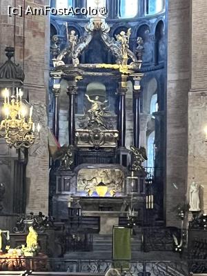 [P19] Biserica Sainte Sernin » foto by Yersinia Pestis
 - 
<span class="allrVoted glyphicon glyphicon-heart hidden" id="av1470789"></span>
<a class="m-l-10 hidden" id="sv1470789" onclick="voting_Foto_DelVot(,1470789,10315)" role="button">șterge vot <span class="glyphicon glyphicon-remove"></span></a>
<a id="v91470789" class=" c-red"  onclick="voting_Foto_SetVot(1470789)" role="button"><span class="glyphicon glyphicon-heart-empty"></span> <b>LIKE</b> = Votează poza</a> <img class="hidden"  id="f1470789W9" src="/imagini/loader.gif" border="0" /><span class="AjErrMes hidden" id="e1470789ErM"></span>