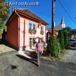 [P03] Imagine din centru satului, în fundal Biserica 'Sfânta Treime' » foto by laurand
 - 
<span class="allrVoted glyphicon glyphicon-heart hidden" id="av1483567"></span>
<a class="m-l-10 hidden" id="sv1483567" onclick="voting_Foto_DelVot(,1483567,10358)" role="button">șterge vot <span class="glyphicon glyphicon-remove"></span></a>
<a id="v91483567" class=" c-red"  onclick="voting_Foto_SetVot(1483567)" role="button"><span class="glyphicon glyphicon-heart-empty"></span> <b>LIKE</b> = Votează poza</a> <img class="hidden"  id="f1483567W9" src="/imagini/loader.gif" border="0" /><span class="AjErrMes hidden" id="e1483567ErM"></span>
