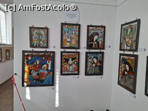 [P40] Muzeul de icoane pe sticlă Preot Zosim Oancea » foto by Carmen Ion
 - 
<span class="allrVoted glyphicon glyphicon-heart hidden" id="av1510403"></span>
<a class="m-l-10 hidden" id="sv1510403" onclick="voting_Foto_DelVot(,1510403,10358)" role="button">șterge vot <span class="glyphicon glyphicon-remove"></span></a>
<a id="v91510403" class=" c-red"  onclick="voting_Foto_SetVot(1510403)" role="button"><span class="glyphicon glyphicon-heart-empty"></span> <b>LIKE</b> = Votează poza</a> <img class="hidden"  id="f1510403W9" src="/imagini/loader.gif" border="0" /><span class="AjErrMes hidden" id="e1510403ErM"></span>