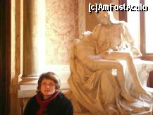 [P44] Copie dupa Pieta de Michelangelo in Pinacoteca. Nu va veti putea apropia de originalul din Bazilica Sf. Petru. » foto by TraianS
 - 
<span class="allrVoted glyphicon glyphicon-heart hidden" id="av182486"></span>
<a class="m-l-10 hidden" id="sv182486" onclick="voting_Foto_DelVot(,182486,10398)" role="button">șterge vot <span class="glyphicon glyphicon-remove"></span></a>
<a id="v9182486" class=" c-red"  onclick="voting_Foto_SetVot(182486)" role="button"><span class="glyphicon glyphicon-heart-empty"></span> <b>LIKE</b> = Votează poza</a> <img class="hidden"  id="f182486W9" src="/imagini/loader.gif" border="0" /><span class="AjErrMes hidden" id="e182486ErM"></span>