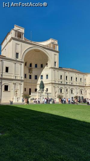 P10 [SEP-2022] Vatican - în curtea interioară a muzeelor