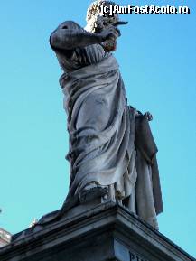 [P11] Vatican- statuia Sfântului Petru din fața Bazilicii San Pietro » foto by mariana.olaru
 - 
<span class="allrVoted glyphicon glyphicon-heart hidden" id="av274640"></span>
<a class="m-l-10 hidden" id="sv274640" onclick="voting_Foto_DelVot(,274640,10398)" role="button">șterge vot <span class="glyphicon glyphicon-remove"></span></a>
<a id="v9274640" class=" c-red"  onclick="voting_Foto_SetVot(274640)" role="button"><span class="glyphicon glyphicon-heart-empty"></span> <b>LIKE</b> = Votează poza</a> <img class="hidden"  id="f274640W9" src="/imagini/loader.gif" border="0" /><span class="AjErrMes hidden" id="e274640ErM"></span>