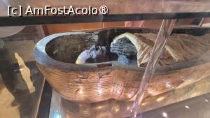 [P04] Muzeul din Cairo - Vechiul Muzeu » foto by vlado2
 - 
<span class="allrVoted glyphicon glyphicon-heart hidden" id="av1524252"></span>
<a class="m-l-10 hidden" id="sv1524252" onclick="voting_Foto_DelVot(,1524252,10401)" role="button">șterge vot <span class="glyphicon glyphicon-remove"></span></a>
<a id="v91524252" class=" c-red"  onclick="voting_Foto_SetVot(1524252)" role="button"><span class="glyphicon glyphicon-heart-empty"></span> <b>LIKE</b> = Votează poza</a> <img class="hidden"  id="f1524252W9" src="/imagini/loader.gif" border="0" /><span class="AjErrMes hidden" id="e1524252ErM"></span>