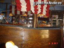 [P01] Restaurant Bellagio - Canapeaua in forma de barca de care va scriam. Are si catarg. » foto by creivean
 - 
<span class="allrVoted glyphicon glyphicon-heart hidden" id="av62095"></span>
<a class="m-l-10 hidden" id="sv62095" onclick="voting_Foto_DelVot(,62095,10418)" role="button">șterge vot <span class="glyphicon glyphicon-remove"></span></a>
<a id="v962095" class=" c-red"  onclick="voting_Foto_SetVot(62095)" role="button"><span class="glyphicon glyphicon-heart-empty"></span> <b>LIKE</b> = Votează poza</a> <img class="hidden"  id="f62095W9" src="/imagini/loader.gif" border="0" /><span class="AjErrMes hidden" id="e62095ErM"></span>