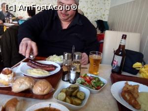 [P02] Restaurant Brasovia. O parte din produsele comandate pentru 2 persoane, inclusiv berea, totul la 62 lei. » foto by dorinakiss
 - 
<span class="allrVoted glyphicon glyphicon-heart hidden" id="av1064391"></span>
<a class="m-l-10 hidden" id="sv1064391" onclick="voting_Foto_DelVot(,1064391,10418)" role="button">șterge vot <span class="glyphicon glyphicon-remove"></span></a>
<a id="v91064391" class=" c-red"  onclick="voting_Foto_SetVot(1064391)" role="button"><span class="glyphicon glyphicon-heart-empty"></span> <b>LIKE</b> = Votează poza</a> <img class="hidden"  id="f1064391W9" src="/imagini/loader.gif" border="0" /><span class="AjErrMes hidden" id="e1064391ErM"></span>