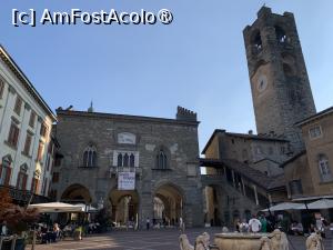 [P10] Bergamo Alta Citta,piaá veche » foto by AZE
 - 
<span class="allrVoted glyphicon glyphicon-heart hidden" id="av1455651"></span>
<a class="m-l-10 hidden" id="sv1455651" onclick="voting_Foto_DelVot(,1455651,10639)" role="button">șterge vot <span class="glyphicon glyphicon-remove"></span></a>
<a id="v91455651" class=" c-red"  onclick="voting_Foto_SetVot(1455651)" role="button"><span class="glyphicon glyphicon-heart-empty"></span> <b>LIKE</b> = Votează poza</a> <img class="hidden"  id="f1455651W9" src="/imagini/loader.gif" border="0" /><span class="AjErrMes hidden" id="e1455651ErM"></span>