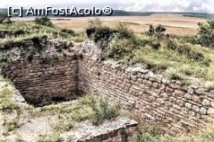 [P44] Ruine cetatea Ibida » foto by Michi
 - 
<span class="allrVoted glyphicon glyphicon-heart hidden" id="av1375889"></span>
<a class="m-l-10 hidden" id="sv1375889" onclick="voting_Foto_DelVot(,1375889,10662)" role="button">șterge vot <span class="glyphicon glyphicon-remove"></span></a>
<a id="v91375889" class=" c-red"  onclick="voting_Foto_SetVot(1375889)" role="button"><span class="glyphicon glyphicon-heart-empty"></span> <b>LIKE</b> = Votează poza</a> <img class="hidden"  id="f1375889W9" src="/imagini/loader.gif" border="0" /><span class="AjErrMes hidden" id="e1375889ErM"></span>