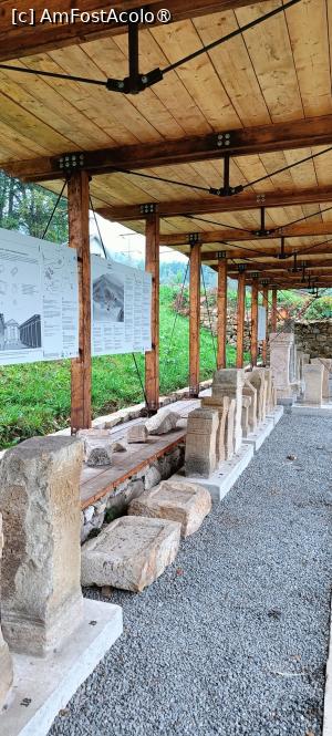 [P15] Exponate în lapidarium. » foto by tata123 🔱
 - 
<span class="allrVoted glyphicon glyphicon-heart hidden" id="av1501354"></span>
<a class="m-l-10 hidden" id="sv1501354" onclick="voting_Foto_DelVot(,1501354,10822)" role="button">șterge vot <span class="glyphicon glyphicon-remove"></span></a>
<a id="v91501354" class=" c-red"  onclick="voting_Foto_SetVot(1501354)" role="button"><span class="glyphicon glyphicon-heart-empty"></span> <b>LIKE</b> = Votează poza</a> <img class="hidden"  id="f1501354W9" src="/imagini/loader.gif" border="0" /><span class="AjErrMes hidden" id="e1501354ErM"></span>