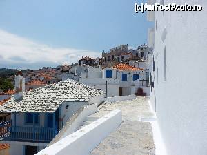 [P118] Skopelos Town » foto by Cris
 - 
<span class="allrVoted glyphicon glyphicon-heart hidden" id="av629224"></span>
<a class="m-l-10 hidden" id="sv629224" onclick="voting_Foto_DelVot(,629224,10932)" role="button">șterge vot <span class="glyphicon glyphicon-remove"></span></a>
<a id="v9629224" class=" c-red"  onclick="voting_Foto_SetVot(629224)" role="button"><span class="glyphicon glyphicon-heart-empty"></span> <b>LIKE</b> = Votează poza</a> <img class="hidden"  id="f629224W9" src="/imagini/loader.gif" border="0" /><span class="AjErrMes hidden" id="e629224ErM"></span>