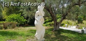 P05 [JUN-2019] Vila George Sebastian Hammamet - sculptură în grădină