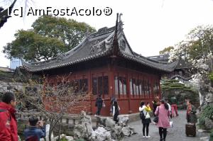 [P17] Pavilion in Yu Garden » foto by AZE
 - 
<span class="allrVoted glyphicon glyphicon-heart hidden" id="av860134"></span>
<a class="m-l-10 hidden" id="sv860134" onclick="voting_Foto_DelVot(,860134,11037)" role="button">șterge vot <span class="glyphicon glyphicon-remove"></span></a>
<a id="v9860134" class=" c-red"  onclick="voting_Foto_SetVot(860134)" role="button"><span class="glyphicon glyphicon-heart-empty"></span> <b>LIKE</b> = Votează poza</a> <img class="hidden"  id="f860134W9" src="/imagini/loader.gif" border="0" /><span class="AjErrMes hidden" id="e860134ErM"></span>