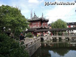 [P23] Shanghai-Yuyuan Garden. Fengshui-ul la el acasă » foto by ebirsan
 - 
<span class="allrVoted glyphicon glyphicon-heart hidden" id="av475435"></span>
<a class="m-l-10 hidden" id="sv475435" onclick="voting_Foto_DelVot(,475435,11037)" role="button">șterge vot <span class="glyphicon glyphicon-remove"></span></a>
<a id="v9475435" class=" c-red"  onclick="voting_Foto_SetVot(475435)" role="button"><span class="glyphicon glyphicon-heart-empty"></span> <b>LIKE</b> = Votează poza</a> <img class="hidden"  id="f475435W9" src="/imagini/loader.gif" border="0" /><span class="AjErrMes hidden" id="e475435ErM"></span>