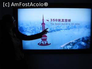 [P18] Oriental Pearl Tower - 351 m » foto by mishu
 - 
<span class="allrVoted glyphicon glyphicon-heart hidden" id="av707186"></span>
<a class="m-l-10 hidden" id="sv707186" onclick="voting_Foto_DelVot(,707186,11037)" role="button">șterge vot <span class="glyphicon glyphicon-remove"></span></a>
<a id="v9707186" class=" c-red"  onclick="voting_Foto_SetVot(707186)" role="button"><span class="glyphicon glyphicon-heart-empty"></span> <b>LIKE</b> = Votează poza</a> <img class="hidden"  id="f707186W9" src="/imagini/loader.gif" border="0" /><span class="AjErrMes hidden" id="e707186ErM"></span>