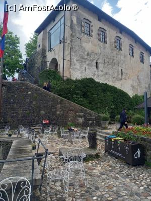 [P23] Castelul Bled » foto by zlatna
 - 
<span class="allrVoted glyphicon glyphicon-heart hidden" id="av1508639"></span>
<a class="m-l-10 hidden" id="sv1508639" onclick="voting_Foto_DelVot(,1508639,11040)" role="button">șterge vot <span class="glyphicon glyphicon-remove"></span></a>
<a id="v91508639" class=" c-red"  onclick="voting_Foto_SetVot(1508639)" role="button"><span class="glyphicon glyphicon-heart-empty"></span> <b>LIKE</b> = Votează poza</a> <img class="hidden"  id="f1508639W9" src="/imagini/loader.gif" border="0" /><span class="AjErrMes hidden" id="e1508639ErM"></span>