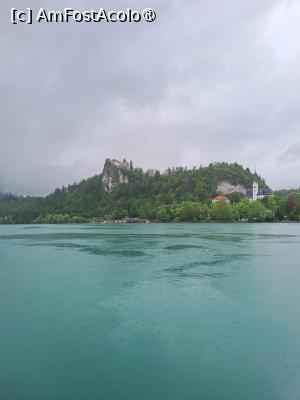 [P05] Lacul Bled - Slovenia » foto by zlatna
 - 
<span class="allrVoted glyphicon glyphicon-heart hidden" id="av1508621"></span>
<a class="m-l-10 hidden" id="sv1508621" onclick="voting_Foto_DelVot(,1508621,11040)" role="button">șterge vot <span class="glyphicon glyphicon-remove"></span></a>
<a id="v91508621" class=" c-red"  onclick="voting_Foto_SetVot(1508621)" role="button"><span class="glyphicon glyphicon-heart-empty"></span> <b>LIKE</b> = Votează poza</a> <img class="hidden"  id="f1508621W9" src="/imagini/loader.gif" border="0" /><span class="AjErrMes hidden" id="e1508621ErM"></span>