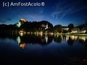 [P03] Castelul Bled reflectat în oglinda lacului » foto by crismis
 - 
<span class="allrVoted glyphicon glyphicon-heart hidden" id="av1513799"></span>
<a class="m-l-10 hidden" id="sv1513799" onclick="voting_Foto_DelVot(,1513799,11040)" role="button">șterge vot <span class="glyphicon glyphicon-remove"></span></a>
<a id="v91513799" class=" c-red"  onclick="voting_Foto_SetVot(1513799)" role="button"><span class="glyphicon glyphicon-heart-empty"></span> <b>LIKE</b> = Votează poza</a> <img class="hidden"  id="f1513799W9" src="/imagini/loader.gif" border="0" /><span class="AjErrMes hidden" id="e1513799ErM"></span>