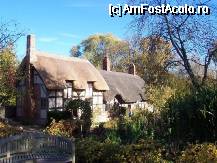 [P09] Casa Annei Hathaway din Stratford » foto by Traveller
 - 
<span class="allrVoted glyphicon glyphicon-heart hidden" id="av60868"></span>
<a class="m-l-10 hidden" id="sv60868" onclick="voting_Foto_DelVot(,60868,11114)" role="button">șterge vot <span class="glyphicon glyphicon-remove"></span></a>
<a id="v960868" class=" c-red"  onclick="voting_Foto_SetVot(60868)" role="button"><span class="glyphicon glyphicon-heart-empty"></span> <b>LIKE</b> = Votează poza</a> <img class="hidden"  id="f60868W9" src="/imagini/loader.gif" border="0" /><span class="AjErrMes hidden" id="e60868ErM"></span>