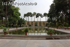 [P35] Isfahan, Palatul Chehelsotoon, Piscina Secundară din spatele palatului, aflată la vest și aceasta piscină de reflexie, se văd copacii..... » foto by mprofeanu
 - 
<span class="allrVoted glyphicon glyphicon-heart hidden" id="av965607"></span>
<a class="m-l-10 hidden" id="sv965607" onclick="voting_Foto_DelVot(,965607,11142)" role="button">șterge vot <span class="glyphicon glyphicon-remove"></span></a>
<a id="v9965607" class=" c-red"  onclick="voting_Foto_SetVot(965607)" role="button"><span class="glyphicon glyphicon-heart-empty"></span> <b>LIKE</b> = Votează poza</a> <img class="hidden"  id="f965607W9" src="/imagini/loader.gif" border="0" /><span class="AjErrMes hidden" id="e965607ErM"></span>
