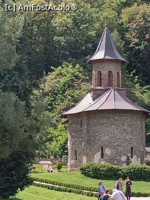 [P07] Biserica mânăstirii » foto by laurand
 - 
<span class="allrVoted glyphicon glyphicon-heart hidden" id="av1507696"></span>
<a class="m-l-10 hidden" id="sv1507696" onclick="voting_Foto_DelVot(,1507696,11234)" role="button">șterge vot <span class="glyphicon glyphicon-remove"></span></a>
<a id="v91507696" class=" c-red"  onclick="voting_Foto_SetVot(1507696)" role="button"><span class="glyphicon glyphicon-heart-empty"></span> <b>LIKE</b> = Votează poza</a> <img class="hidden"  id="f1507696W9" src="/imagini/loader.gif" border="0" /><span class="AjErrMes hidden" id="e1507696ErM"></span>