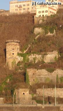 [P11] Ehrenbreitstein Cetatea (in germană: Festung Ehrenbreitstein) este o fortăreaţă pe muntele cu acelasi nume de pe malul de est al Rinului vizavi de oraşul Koblenz. » foto by Nasshu
 - 
<span class="allrVoted glyphicon glyphicon-heart hidden" id="av306032"></span>
<a class="m-l-10 hidden" id="sv306032" onclick="voting_Foto_DelVot(,306032,11302)" role="button">șterge vot <span class="glyphicon glyphicon-remove"></span></a>
<a id="v9306032" class=" c-red"  onclick="voting_Foto_SetVot(306032)" role="button"><span class="glyphicon glyphicon-heart-empty"></span> <b>LIKE</b> = Votează poza</a> <img class="hidden"  id="f306032W9" src="/imagini/loader.gif" border="0" /><span class="AjErrMes hidden" id="e306032ErM"></span>