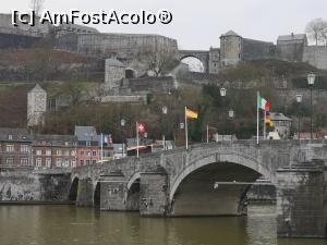 [P25] Pont de Jambes și citadela (un pic de zoom)  » foto by crismis
 - 
<span class="allrVoted glyphicon glyphicon-heart hidden" id="av1061373"></span>
<a class="m-l-10 hidden" id="sv1061373" onclick="voting_Foto_DelVot(,1061373,11324)" role="button">șterge vot <span class="glyphicon glyphicon-remove"></span></a>
<a id="v91061373" class=" c-red"  onclick="voting_Foto_SetVot(1061373)" role="button"><span class="glyphicon glyphicon-heart-empty"></span> <b>LIKE</b> = Votează poza</a> <img class="hidden"  id="f1061373W9" src="/imagini/loader.gif" border="0" /><span class="AjErrMes hidden" id="e1061373ErM"></span>