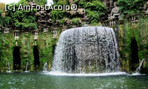 [P10] Villa d'Este. Fontana dell'Ovato » foto by Radu Tudoran
 - 
<span class="allrVoted glyphicon glyphicon-heart hidden" id="av714619"></span>
<a class="m-l-10 hidden" id="sv714619" onclick="voting_Foto_DelVot(,714619,11366)" role="button">șterge vot <span class="glyphicon glyphicon-remove"></span></a>
<a id="v9714619" class=" c-red"  onclick="voting_Foto_SetVot(714619)" role="button"><span class="glyphicon glyphicon-heart-empty"></span> <b>LIKE</b> = Votează poza</a> <img class="hidden"  id="f714619W9" src="/imagini/loader.gif" border="0" /><span class="AjErrMes hidden" id="e714619ErM"></span>