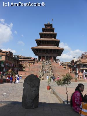 [P09] Bhaktapur - Piața Bhaktapur Durbar. Cea mai frumoasă pagodă din piață. » foto by iulianic
 - 
<span class="allrVoted glyphicon glyphicon-heart hidden" id="av1468083"></span>
<a class="m-l-10 hidden" id="sv1468083" onclick="voting_Foto_DelVot(,1468083,11367)" role="button">șterge vot <span class="glyphicon glyphicon-remove"></span></a>
<a id="v91468083" class=" c-red"  onclick="voting_Foto_SetVot(1468083)" role="button"><span class="glyphicon glyphicon-heart-empty"></span> <b>LIKE</b> = Votează poza</a> <img class="hidden"  id="f1468083W9" src="/imagini/loader.gif" border="0" /><span class="AjErrMes hidden" id="e1468083ErM"></span>