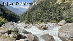 [P27] Valea Langtang » foto by Mika
 - 
<span class="allrVoted glyphicon glyphicon-heart hidden" id="av1506011"></span>
<a class="m-l-10 hidden" id="sv1506011" onclick="voting_Foto_DelVot(,1506011,11367)" role="button">șterge vot <span class="glyphicon glyphicon-remove"></span></a>
<a id="v91506011" class=" c-red"  onclick="voting_Foto_SetVot(1506011)" role="button"><span class="glyphicon glyphicon-heart-empty"></span> <b>LIKE</b> = Votează poza</a> <img class="hidden"  id="f1506011W9" src="/imagini/loader.gif" border="0" /><span class="AjErrMes hidden" id="e1506011ErM"></span>