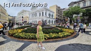 [P21] In centrul pietei se afla faimoasa sa fantana, renovata de mai multe ori. In anii 1940,  pe acest loc exista o statuie a lui Vicente Nicolau de Mesquita, ofiter al armatei portugheze. Aceasta a fost daramata in timpul unor incidente din decembrie 1966, iar ulterior, in locul ei a fost construita fantana care exista astazi. » foto by geani anto
 - 
<span class="allrVoted glyphicon glyphicon-heart hidden" id="av1523520"></span>
<a class="m-l-10 hidden" id="sv1523520" onclick="voting_Foto_DelVot(,1523520,11464)" role="button">șterge vot <span class="glyphicon glyphicon-remove"></span></a>
<a id="v91523520" class=" c-red"  onclick="voting_Foto_SetVot(1523520)" role="button"><span class="glyphicon glyphicon-heart-empty"></span> <b>LIKE</b> = Votează poza</a> <img class="hidden"  id="f1523520W9" src="/imagini/loader.gif" border="0" /><span class="AjErrMes hidden" id="e1523520ErM"></span>