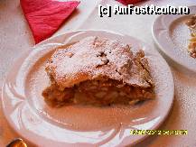 [P142] strudel cu mar. » foto by adryana
 - 
<span class="allrVoted glyphicon glyphicon-heart hidden" id="av314167"></span>
<a class="m-l-10 hidden" id="sv314167" onclick="voting_Foto_DelVot(,314167,11485)" role="button">șterge vot <span class="glyphicon glyphicon-remove"></span></a>
<a id="v9314167" class=" c-red"  onclick="voting_Foto_SetVot(314167)" role="button"><span class="glyphicon glyphicon-heart-empty"></span> <b>LIKE</b> = Votează poza</a> <img class="hidden"  id="f314167W9" src="/imagini/loader.gif" border="0" /><span class="AjErrMes hidden" id="e314167ErM"></span>