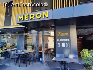 [P31] Cafeneaua Meron și, în dreapta, intrarea în bloc » foto by crismis
 - 
<span class="allrVoted glyphicon glyphicon-heart hidden" id="av1464425"></span>
<a class="m-l-10 hidden" id="sv1464425" onclick="voting_Foto_DelVot(,1464425,11616)" role="button">șterge vot <span class="glyphicon glyphicon-remove"></span></a>
<a id="v91464425" class=" c-red"  onclick="voting_Foto_SetVot(1464425)" role="button"><span class="glyphicon glyphicon-heart-empty"></span> <b>LIKE</b> = Votează poza</a> <img class="hidden"  id="f1464425W9" src="/imagini/loader.gif" border="0" /><span class="AjErrMes hidden" id="e1464425ErM"></span>