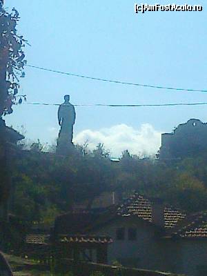 [P09] Statuia lui Vasil Levski » foto by georgel
 - 
<span class="allrVoted glyphicon glyphicon-heart hidden" id="av573854"></span>
<a class="m-l-10 hidden" id="sv573854" onclick="voting_Foto_DelVot(,573854,11645)" role="button">șterge vot <span class="glyphicon glyphicon-remove"></span></a>
<a id="v9573854" class=" c-red"  onclick="voting_Foto_SetVot(573854)" role="button"><span class="glyphicon glyphicon-heart-empty"></span> <b>LIKE</b> = Votează poza</a> <img class="hidden"  id="f573854W9" src="/imagini/loader.gif" border="0" /><span class="AjErrMes hidden" id="e573854ErM"></span>