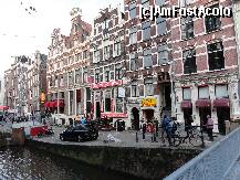 [P17] Amsterdam-red light district » foto by dr.razvan
 - 
<span class="allrVoted glyphicon glyphicon-heart hidden" id="av266926"></span>
<a class="m-l-10 hidden" id="sv266926" onclick="voting_Foto_DelVot(,266926,11696)" role="button">șterge vot <span class="glyphicon glyphicon-remove"></span></a>
<a id="v9266926" class=" c-red"  onclick="voting_Foto_SetVot(266926)" role="button"><span class="glyphicon glyphicon-heart-empty"></span> <b>LIKE</b> = Votează poza</a> <img class="hidden"  id="f266926W9" src="/imagini/loader.gif" border="0" /><span class="AjErrMes hidden" id="e266926ErM"></span>