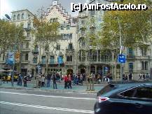 [P30] Blocul Discordiei ..pe Pg. de Gracia. Casa Amatller si Casa Batllo. Poza din autobuzul inspre Tibidabo. » foto by TraianS
 - 
<span class="allrVoted glyphicon glyphicon-heart hidden" id="av280946"></span>
<a class="m-l-10 hidden" id="sv280946" onclick="voting_Foto_DelVot(,280946,11796)" role="button">șterge vot <span class="glyphicon glyphicon-remove"></span></a>
<a id="v9280946" class=" c-red"  onclick="voting_Foto_SetVot(280946)" role="button"><span class="glyphicon glyphicon-heart-empty"></span> <b>LIKE</b> = Votează poza</a> <img class="hidden"  id="f280946W9" src="/imagini/loader.gif" border="0" /><span class="AjErrMes hidden" id="e280946ErM"></span>