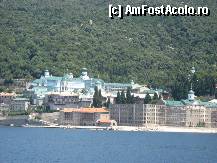 [P15] O manastire ruseasca (cred cea mai mare) de pe muntele Athos » foto by olteanul2010
 - 
<span class="allrVoted glyphicon glyphicon-heart hidden" id="av336590"></span>
<a class="m-l-10 hidden" id="sv336590" onclick="voting_Foto_DelVot(,336590,11877)" role="button">șterge vot <span class="glyphicon glyphicon-remove"></span></a>
<a id="v9336590" class=" c-red"  onclick="voting_Foto_SetVot(336590)" role="button"><span class="glyphicon glyphicon-heart-empty"></span> <b>LIKE</b> = Votează poza</a> <img class="hidden"  id="f336590W9" src="/imagini/loader.gif" border="0" /><span class="AjErrMes hidden" id="e336590ErM"></span>