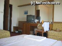 [P06] Camera cu vedere la mare » foto by olteanul2010
 - 
<span class="allrVoted glyphicon glyphicon-heart hidden" id="av336574"></span>
<a class="m-l-10 hidden" id="sv336574" onclick="voting_Foto_DelVot(,336574,11877)" role="button">șterge vot <span class="glyphicon glyphicon-remove"></span></a>
<a id="v9336574" class=" c-red"  onclick="voting_Foto_SetVot(336574)" role="button"><span class="glyphicon glyphicon-heart-empty"></span> <b>LIKE</b> = Votează poza</a> <img class="hidden"  id="f336574W9" src="/imagini/loader.gif" border="0" /><span class="AjErrMes hidden" id="e336574ErM"></span>