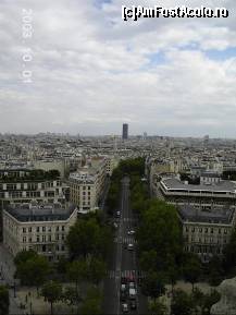 [P15] Vedere de-a lungul bulevardului Marceau, cu turnul Montparnasse, care se profilează în depărtare, dincolo de Sena » foto by Costi
 - 
<span class="allrVoted glyphicon glyphicon-heart hidden" id="av96655"></span>
<a class="m-l-10 hidden" id="sv96655" onclick="voting_Foto_DelVot(,96655,11886)" role="button">șterge vot <span class="glyphicon glyphicon-remove"></span></a>
<a id="v996655" class=" c-red"  onclick="voting_Foto_SetVot(96655)" role="button"><span class="glyphicon glyphicon-heart-empty"></span> <b>LIKE</b> = Votează poza</a> <img class="hidden"  id="f96655W9" src="/imagini/loader.gif" border="0" /><span class="AjErrMes hidden" id="e96655ErM"></span>