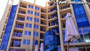 [P03] Hotelul vazut de la piscina » foto by lilian_marius
 - 
<span class="allrVoted glyphicon glyphicon-heart hidden" id="av518829"></span>
<a class="m-l-10 hidden" id="sv518829" onclick="voting_Foto_DelVot(,518829,12002)" role="button">șterge vot <span class="glyphicon glyphicon-remove"></span></a>
<a id="v9518829" class=" c-red"  onclick="voting_Foto_SetVot(518829)" role="button"><span class="glyphicon glyphicon-heart-empty"></span> <b>LIKE</b> = Votează poza</a> <img class="hidden"  id="f518829W9" src="/imagini/loader.gif" border="0" /><span class="AjErrMes hidden" id="e518829ErM"></span>
