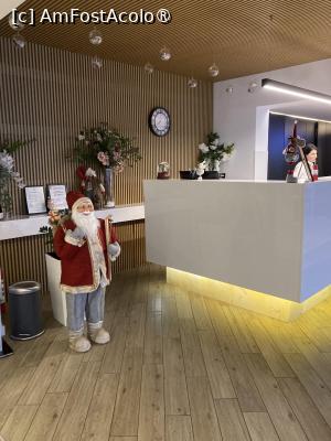 [P27] Zona de receptie » foto by aurora56
 - 
<span class="allrVoted glyphicon glyphicon-heart hidden" id="av1509786"></span>
<a class="m-l-10 hidden" id="sv1509786" onclick="voting_Foto_DelVot(,1509786,12003)" role="button">șterge vot <span class="glyphicon glyphicon-remove"></span></a>
<a id="v91509786" class=" c-red"  onclick="voting_Foto_SetVot(1509786)" role="button"><span class="glyphicon glyphicon-heart-empty"></span> <b>LIKE</b> = Votează poza</a> <img class="hidden"  id="f1509786W9" src="/imagini/loader.gif" border="0" /><span class="AjErrMes hidden" id="e1509786ErM"></span>