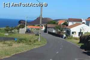 [P11] Insula Faial, Castelo Branco, un sat tipic faialez, Vulcanul Capelinhos în plan secund » foto by mprofeanu
 - 
<span class="allrVoted glyphicon glyphicon-heart hidden" id="av997723"></span>
<a class="m-l-10 hidden" id="sv997723" onclick="voting_Foto_DelVot(,997723,12103)" role="button">șterge vot <span class="glyphicon glyphicon-remove"></span></a>
<a id="v9997723" class=" c-red"  onclick="voting_Foto_SetVot(997723)" role="button"><span class="glyphicon glyphicon-heart-empty"></span> <b>LIKE</b> = Votează poza</a> <img class="hidden"  id="f997723W9" src="/imagini/loader.gif" border="0" /><span class="AjErrMes hidden" id="e997723ErM"></span>