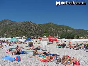 [P01] NU toata lumea prefera sezlong si umbrela dar deoarece plaja e pietroasa e indicat, nu costa mai mult sau mai putin ca prin alte parti, Deasemenea, pantofi de plaja din plastic sunt foarte indicati!!  » foto by lawrence*
 - 
<span class="allrVoted glyphicon glyphicon-heart hidden" id="av373118"></span>
<a class="m-l-10 hidden" id="sv373118" onclick="voting_Foto_DelVot(,373118,12104)" role="button">șterge vot <span class="glyphicon glyphicon-remove"></span></a>
<a id="v9373118" class=" c-red"  onclick="voting_Foto_SetVot(373118)" role="button"><span class="glyphicon glyphicon-heart-empty"></span> <b>LIKE</b> = Votează poza</a> <img class="hidden"  id="f373118W9" src="/imagini/loader.gif" border="0" /><span class="AjErrMes hidden" id="e373118ErM"></span>