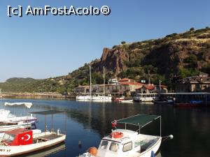 [P29] Portul de mici ambarcaţiuni din Assos » foto by irinad
 - 
<span class="allrVoted glyphicon glyphicon-heart hidden" id="av979855"></span>
<a class="m-l-10 hidden" id="sv979855" onclick="voting_Foto_DelVot(,979855,12104)" role="button">șterge vot <span class="glyphicon glyphicon-remove"></span></a>
<a id="v9979855" class=" c-red"  onclick="voting_Foto_SetVot(979855)" role="button"><span class="glyphicon glyphicon-heart-empty"></span> <b>LIKE</b> = Votează poza</a> <img class="hidden"  id="f979855W9" src="/imagini/loader.gif" border="0" /><span class="AjErrMes hidden" id="e979855ErM"></span>