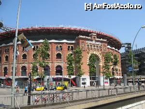 P02 [JUL-2013] Arenas de Barcelona - fosta arena de coride, actuala cladire ce gazduieste un mall. 