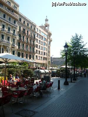 [P21] Cafenea in aer liber-Passeig de Gracia » foto by ile57b
 - 
<span class="allrVoted glyphicon glyphicon-heart hidden" id="av442539"></span>
<a class="m-l-10 hidden" id="sv442539" onclick="voting_Foto_DelVot(,442539,12198)" role="button">șterge vot <span class="glyphicon glyphicon-remove"></span></a>
<a id="v9442539" class=" c-red"  onclick="voting_Foto_SetVot(442539)" role="button"><span class="glyphicon glyphicon-heart-empty"></span> <b>LIKE</b> = Votează poza</a> <img class="hidden"  id="f442539W9" src="/imagini/loader.gif" border="0" /><span class="AjErrMes hidden" id="e442539ErM"></span>