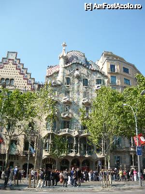 [P01] Casa Batllo » foto by ile57b
 - 
<span class="allrVoted glyphicon glyphicon-heart hidden" id="av442935"></span>
<a class="m-l-10 hidden" id="sv442935" onclick="voting_Foto_DelVot(,442935,12198)" role="button">șterge vot <span class="glyphicon glyphicon-remove"></span></a>
<a id="v9442935" class=" c-red"  onclick="voting_Foto_SetVot(442935)" role="button"><span class="glyphicon glyphicon-heart-empty"></span> <b>LIKE</b> = Votează poza</a> <img class="hidden"  id="f442935W9" src="/imagini/loader.gif" border="0" /><span class="AjErrMes hidden" id="e442935ErM"></span>