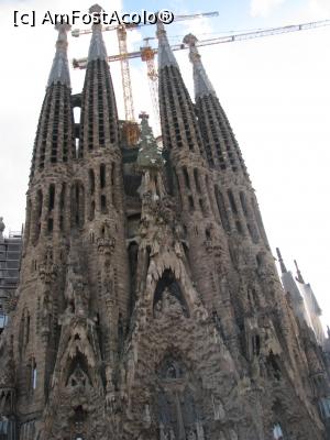 [P37] Barcelona - Sagrada Familia » foto by mishu
 - 
<span class="allrVoted glyphicon glyphicon-heart hidden" id="av821969"></span>
<a class="m-l-10 hidden" id="sv821969" onclick="voting_Foto_DelVot(,821969,12198)" role="button">șterge vot <span class="glyphicon glyphicon-remove"></span></a>
<a id="v9821969" class=" c-red"  onclick="voting_Foto_SetVot(821969)" role="button"><span class="glyphicon glyphicon-heart-empty"></span> <b>LIKE</b> = Votează poza</a> <img class="hidden"  id="f821969W9" src="/imagini/loader.gif" border="0" /><span class="AjErrMes hidden" id="e821969ErM"></span>